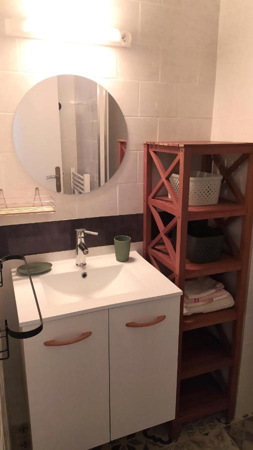 Les Becs - Appartement Bord De Mer, 1 Chambre Сент-Илер-де-Рье Экстерьер фото