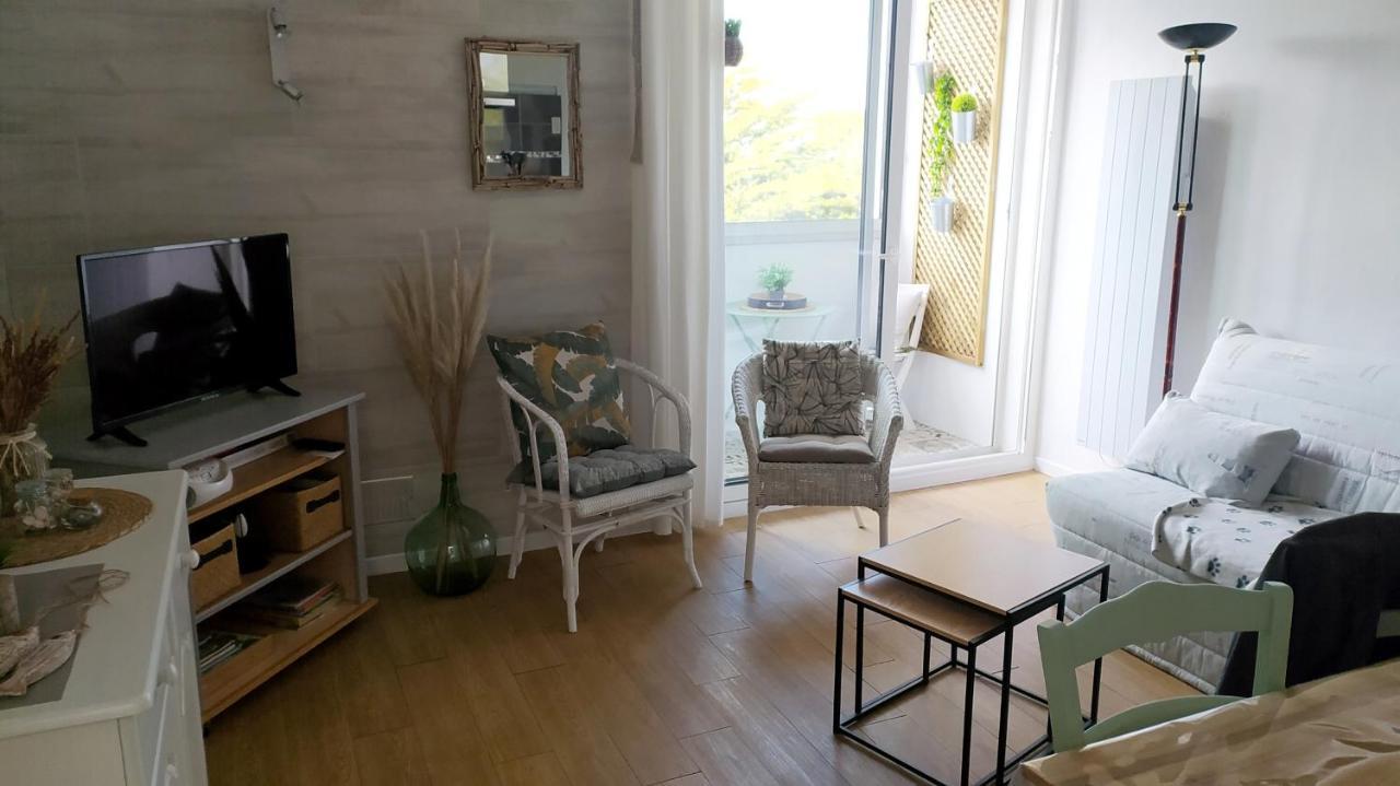 Les Becs - Appartement Bord De Mer, 1 Chambre Сент-Илер-де-Рье Экстерьер фото